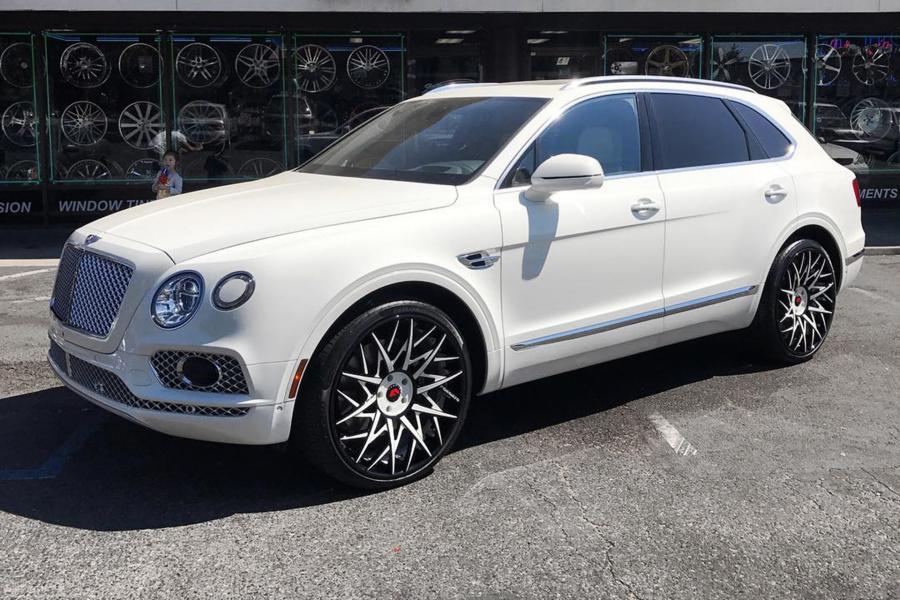 Bentley Bentayga on Forgiato Wheels (Blocco-ECL) '2018